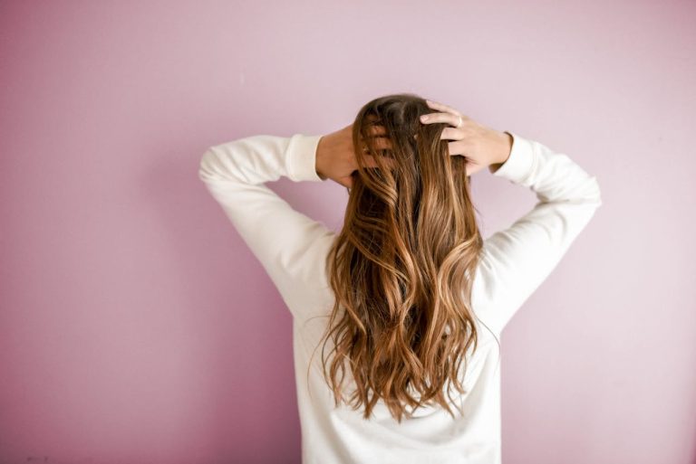 Ontdek WECOLOUR waar natuurlijke ingrediënten en haarverf samenkomen Ontdek WECOLOUR waar natuurlijke ingrediënten en haarverf samenkomen