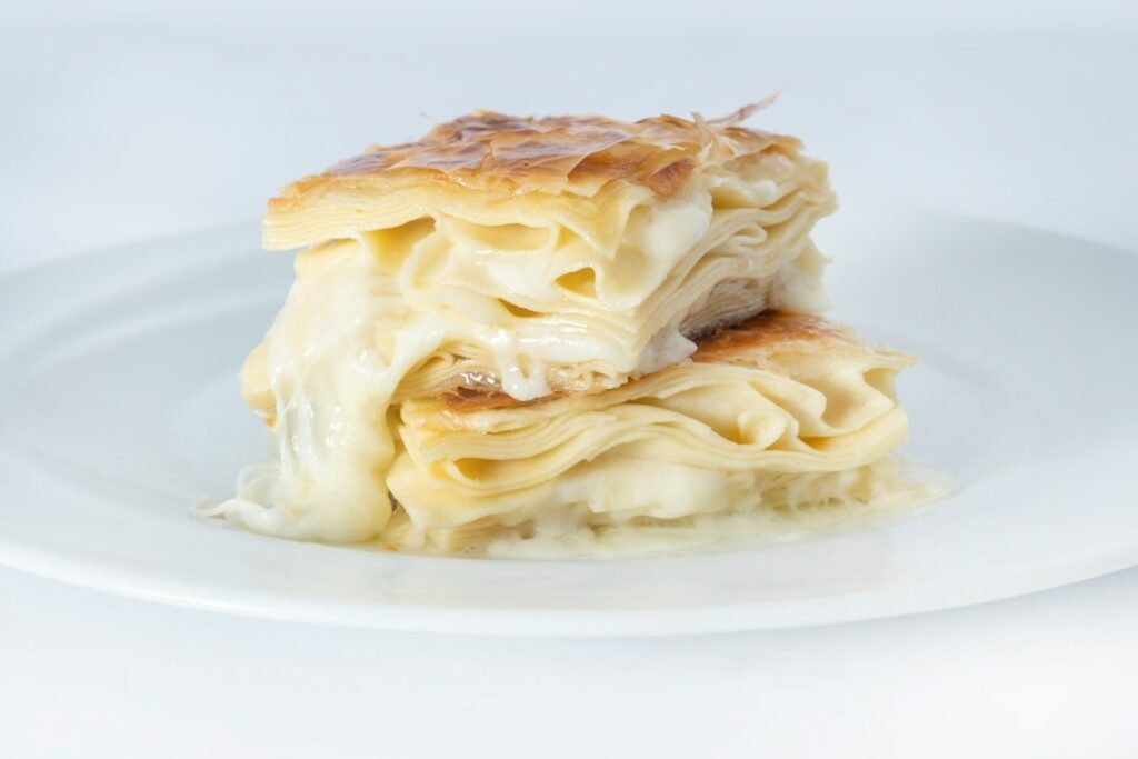 Waar komt börek vandaan? De oorsprong van dit deeggerecht